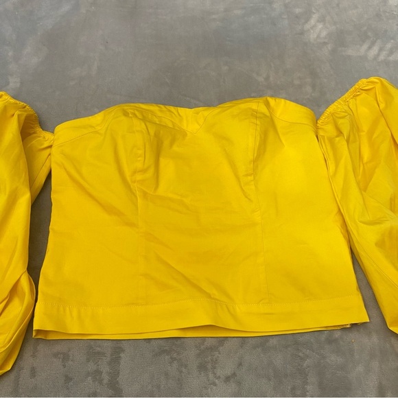 New York & Co Yellow Off The Shoulder Puff Sleeve Crop Top - 3287 - Picture 3 of 9